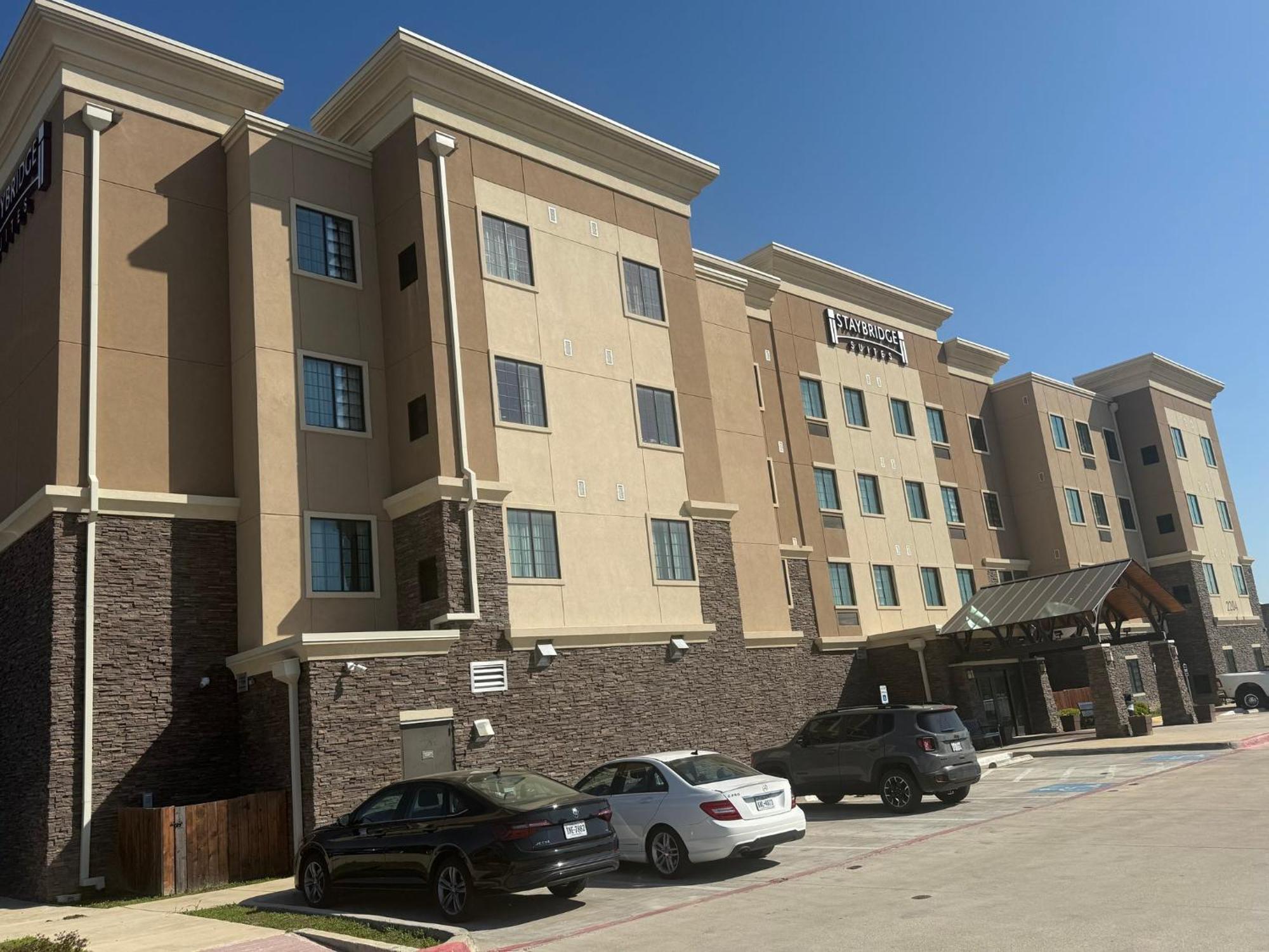 Staybridge Suites - Denton By Ihg Εξωτερικό φωτογραφία